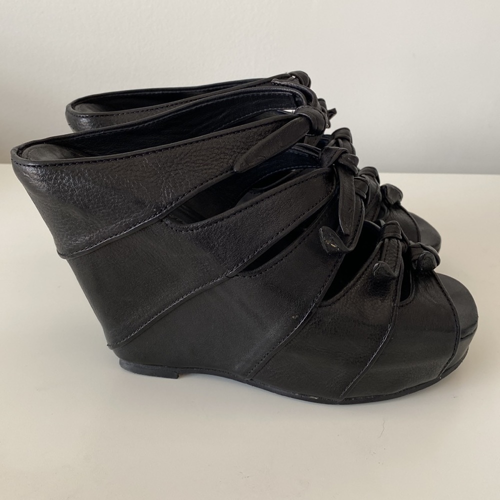 Rick Owens Spring 2011 leather knotted wedge mules sandals size 36 - Picture 3 of 17